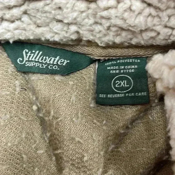 Stillwater supply Company women’s 2 XL 100% polyester vest. - Picture 7 of 9